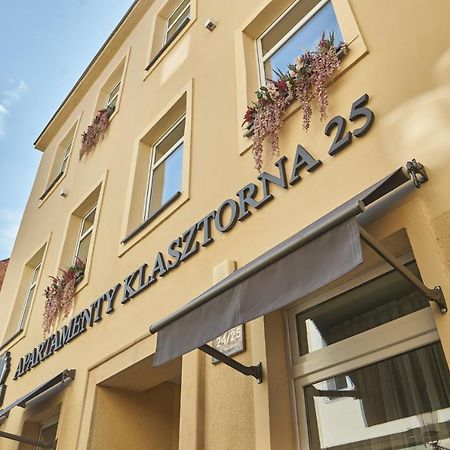 Apartamenty Klasztorna 25 Poznan Bagian luar foto