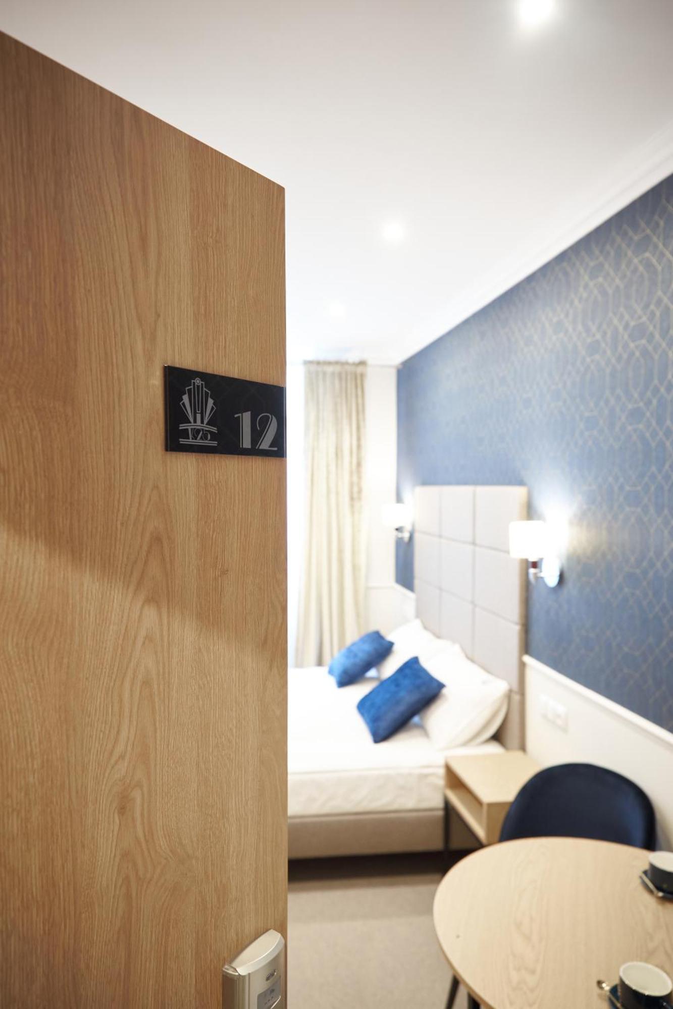 Apartamenty Klasztorna 25 Poznan Bagian luar foto